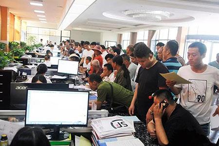 Henan Yuntian métallurgique Distribisyon teknik teknik montre yon tandans tandans.jpg Henan yuntian metallurgical casting crane orders show a blowout trend.jpg